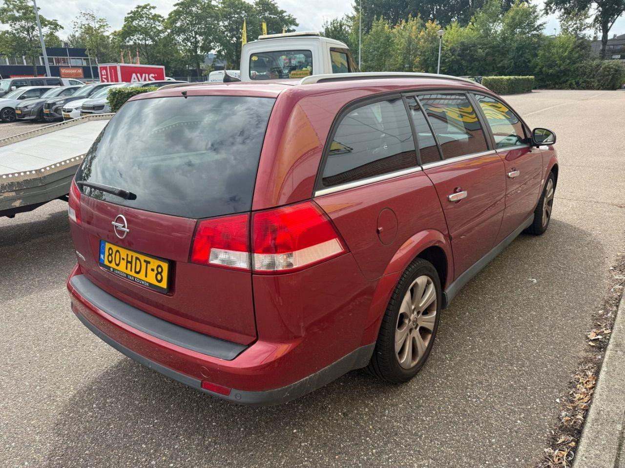Opel Vectra Wagon 1.8 - 16V Executive | 2008 | 148.010 km | Automaat | 80HDT8 | NAP: Logisch - 차량 : 사진 4 Opel Vectra Wagon 1.8 - 16V Executive | 2008 | 148.010 km | Automaat | 80HDT8 | NAP: Logisch - 차량 : 사진 4