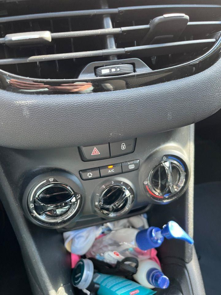 Peugeot 208 1.2 VTi Style | 2014 | 93.815 km | 9XDN53 | NAP: Logisch - 해치백 : 사진 5 Peugeot 208 1.2 VTi Style | 2014 | 93.815 km | 9XDN53 | NAP: Logisch - 해치백 : 사진 5