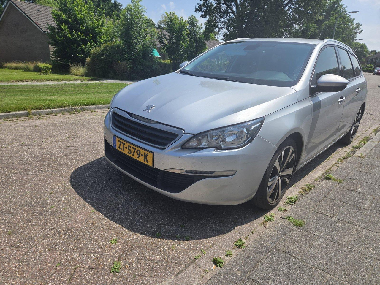 Peugeot 308 1.2 PureTech Allure ZT-579-K 236.408 - 차량 : 사진 1 Peugeot 308 1.2 PureTech Allure ZT-579-K 236.408 - 차량 : 사진 1