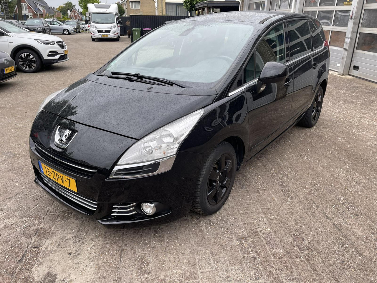 Peugeot 5008 1.6 VTi Blue Lease 7p. 2013 223.407 km 13-ZPV-7 - 차량 : 사진 1 Peugeot 5008 1.6 VTi Blue Lease 7p. 2013 223.407 km 13-ZPV-7 - 차량 : 사진 1