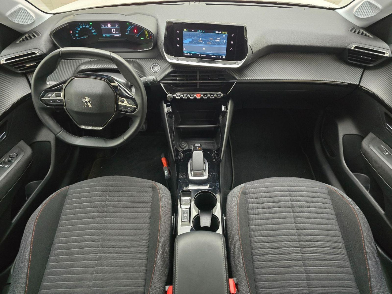 Peugeot e-208 EV Active 50 kWh | 2022 | 56.666 km | Automaat | P697GD | NAP: Logisch - 해치백 : 사진 5 Peugeot e-208 EV Active 50 kWh | 2022 | 56.666 km | Automaat | P697GD | NAP: Logisch - 해치백 : 사진 5