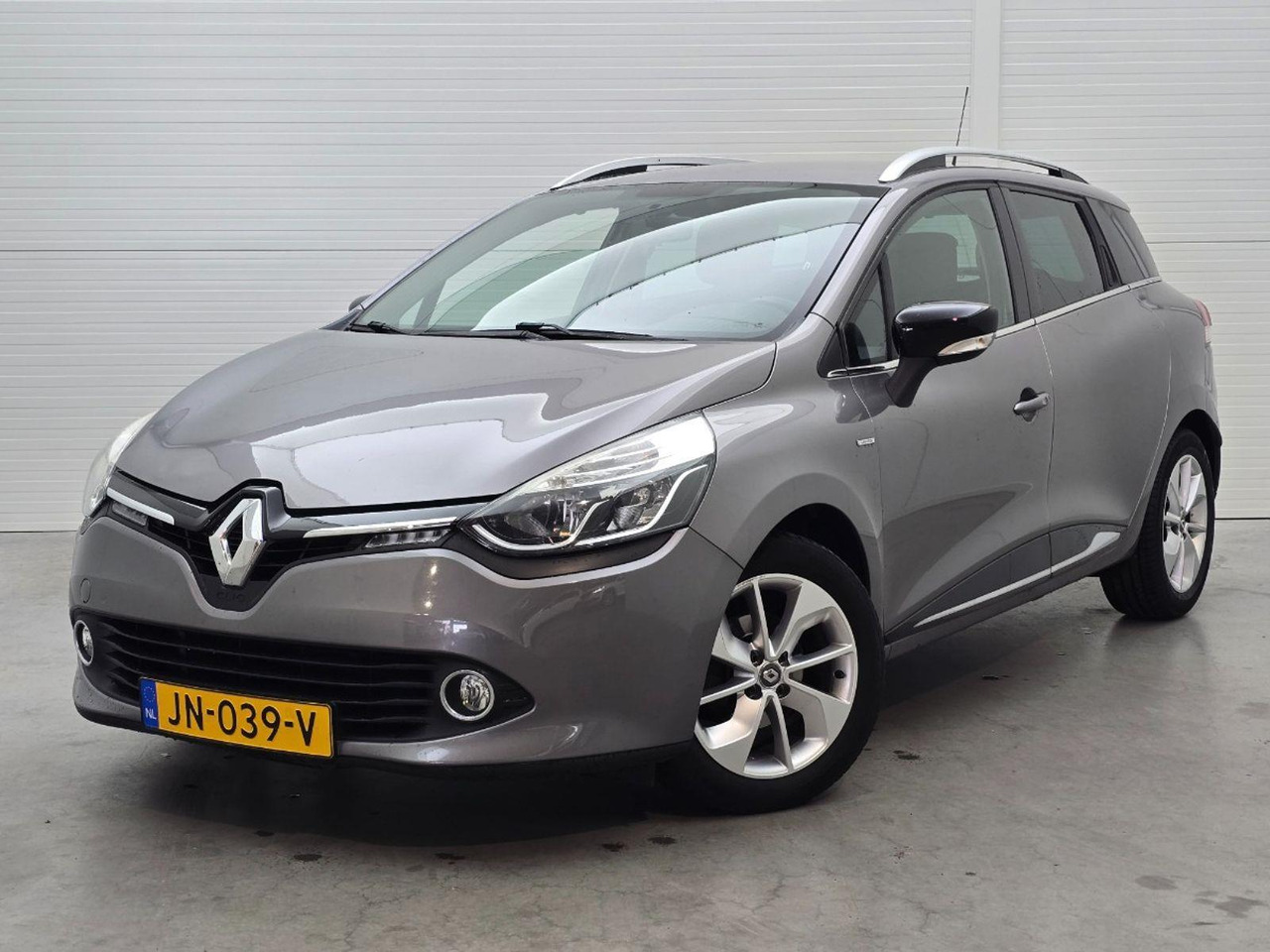 Renault Clio Estate 0.9 TCe Limited | 2016 | 152.751 km | JN039V | NAP: Logisch - 차량 : 사진 1 Renault Clio Estate 0.9 TCe Limited | 2016 | 152.751 km | JN039V | NAP: Logisch - 차량 : 사진 1