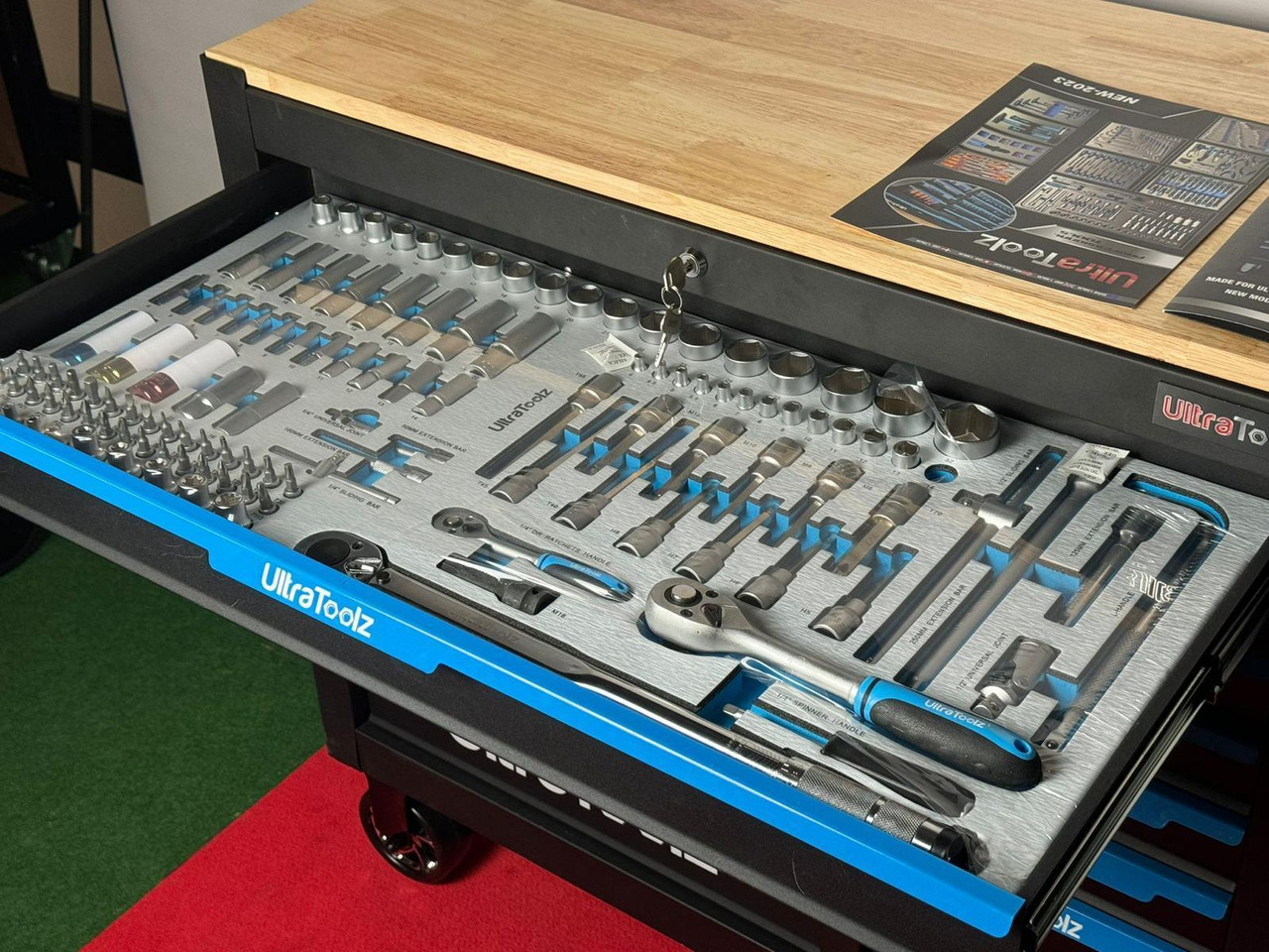 UltraToolz Jumbo gereedschapswagen - 작업장 장비 : 사진 4 UltraToolz Jumbo gereedschapswagen - 작업장 장비 : 사진 4