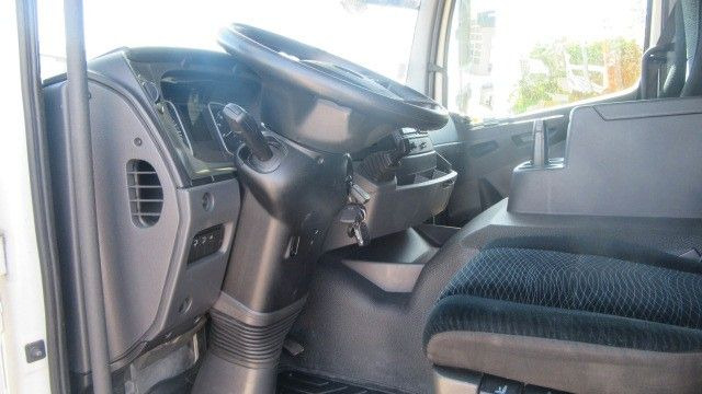 Mercedes-Benz 1527L Pr.Pl.LBW km 31.000 - 커튼사이더 트럭 : 사진 4 Mercedes-Benz 1527L Pr.Pl.LBW km 31.000 - 커튼사이더 트럭 : 사진 4