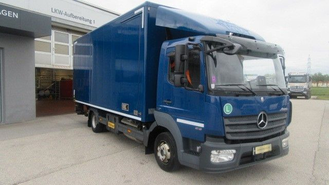 Mercedes-Benz 818L Koffer LBW, 1,5 to, Seitentüre - 박스 트럭 : 사진 3 Mercedes-Benz 818L Koffer LBW, 1,5 to, Seitentüre - 박스 트럭 : 사진 3