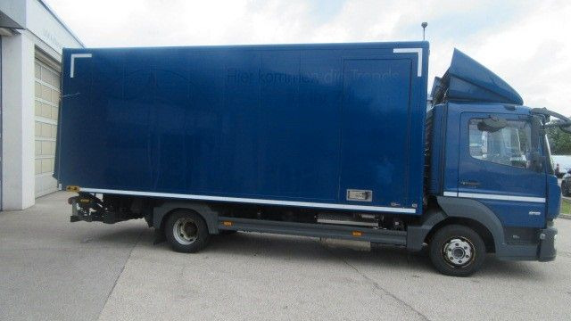 Mercedes-Benz 818L Koffer LBW, Seitentüre (GG 8,6 to.) - 박스 밴 : 사진 4 Mercedes-Benz 818L Koffer LBW, Seitentüre (GG 8,6 to.) - 박스 밴 : 사진 4