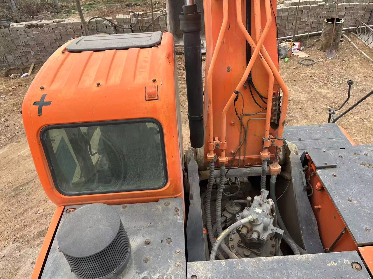 DOOSAN DX340 - 크롤러 굴삭기 : 사진 4 DOOSAN DX340 - 크롤러 굴삭기 : 사진 4