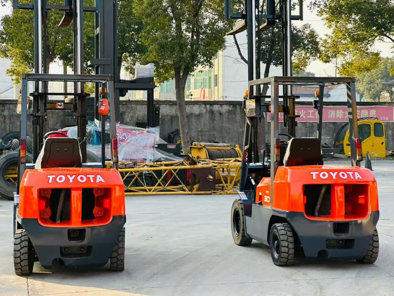 TOYOTA 30 - 디젤 지게차 : 사진 2 TOYOTA 30 - 디젤 지게차 : 사진 2