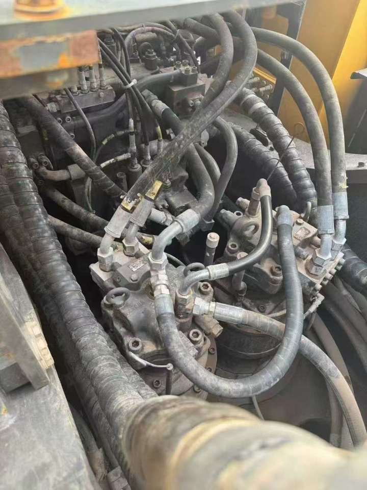 VOLVO 950 - 크롤러 굴삭기 : 사진 5 VOLVO 950 - 크롤러 굴삭기 : 사진 5