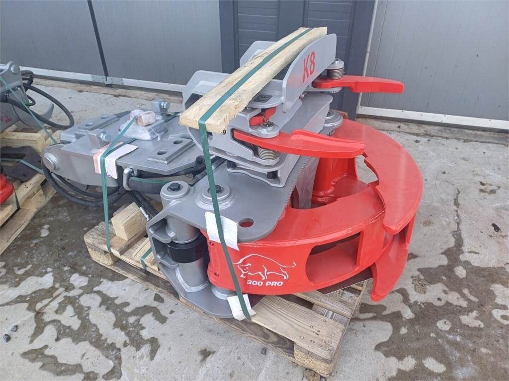 Bison 300pro Energiapuukoura - 그래플 건설기계 용 : 사진 1 Bison 300pro Energiapuukoura - 그래플 건설기계 용 : 사진 1