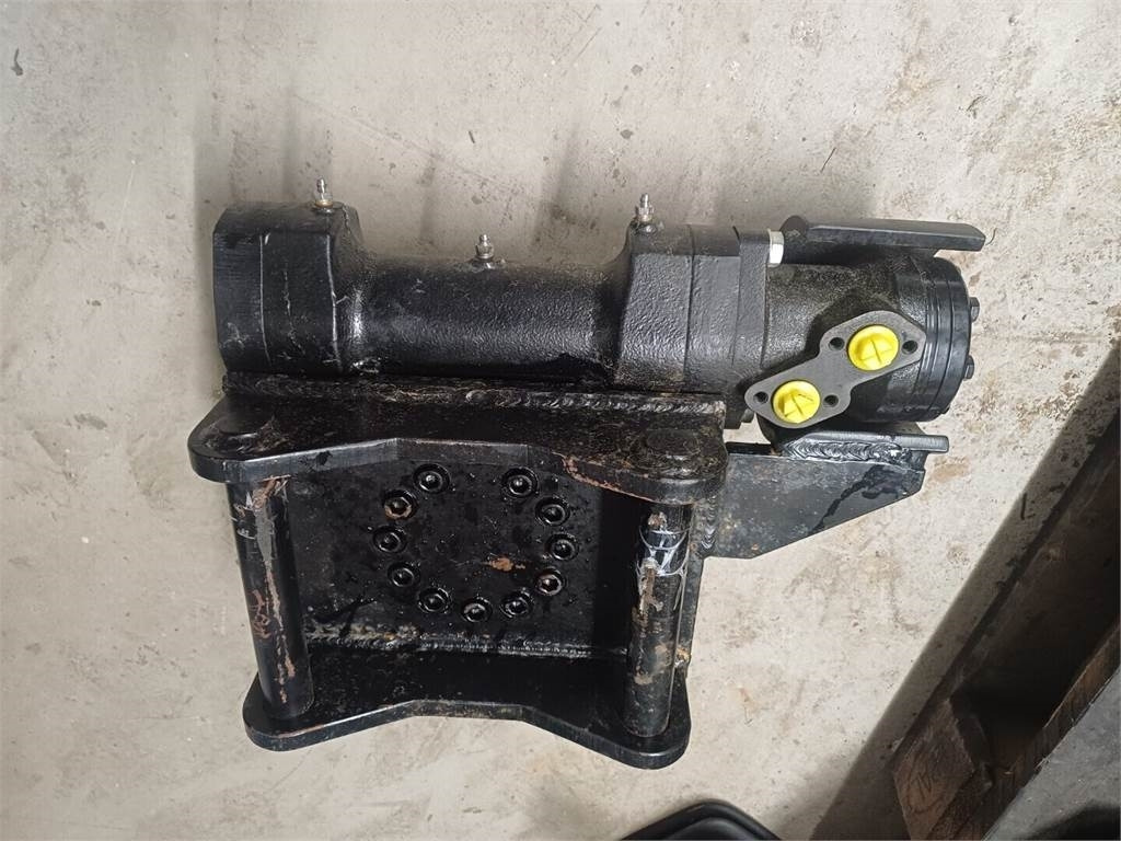 Kauhan pyörittäjä S30/S30 - 틸트로테이터 : 사진 2 Kauhan pyörittäjä S30/S30 - 틸트로테이터 : 사진 2