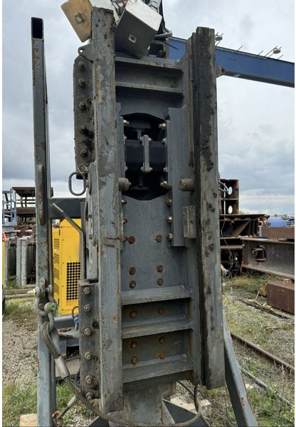Liebherr Vibro Hammer - 유압 해머 건설기계 용 : 사진 2 Liebherr Vibro Hammer - 유압 해머 건설기계 용 : 사진 2