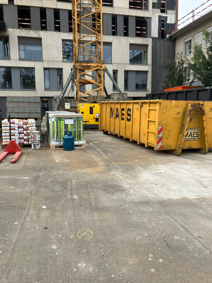 LIEBHERR 250 EC-B 12 Litronic - 타워 크레인 : 사진 5 LIEBHERR 250 EC-B 12 Litronic - 타워 크레인 : 사진 5