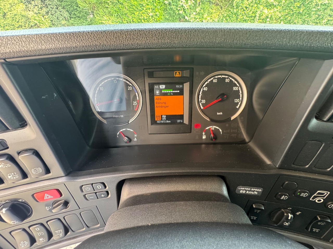 Scania R450/Kupplungspedal/6x2/2xBett/Top-Zustand! - 커튼사이더 트럭 : 사진 5 Scania R450/Kupplungspedal/6x2/2xBett/Top-Zustand! - 커튼사이더 트럭 : 사진 5