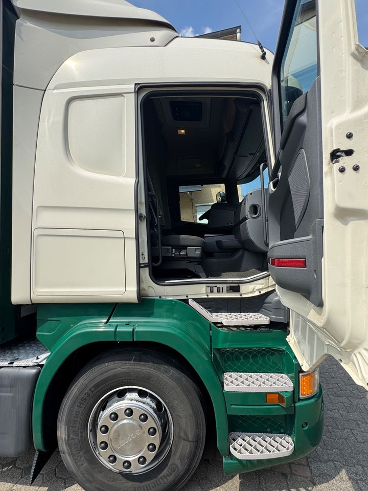 Scania R450/Kupplungspedal/6x2/2xBett/Top-Zustand! - 커튼사이더 트럭 : 사진 4 Scania R450/Kupplungspedal/6x2/2xBett/Top-Zustand! - 커튼사이더 트럭 : 사진 4