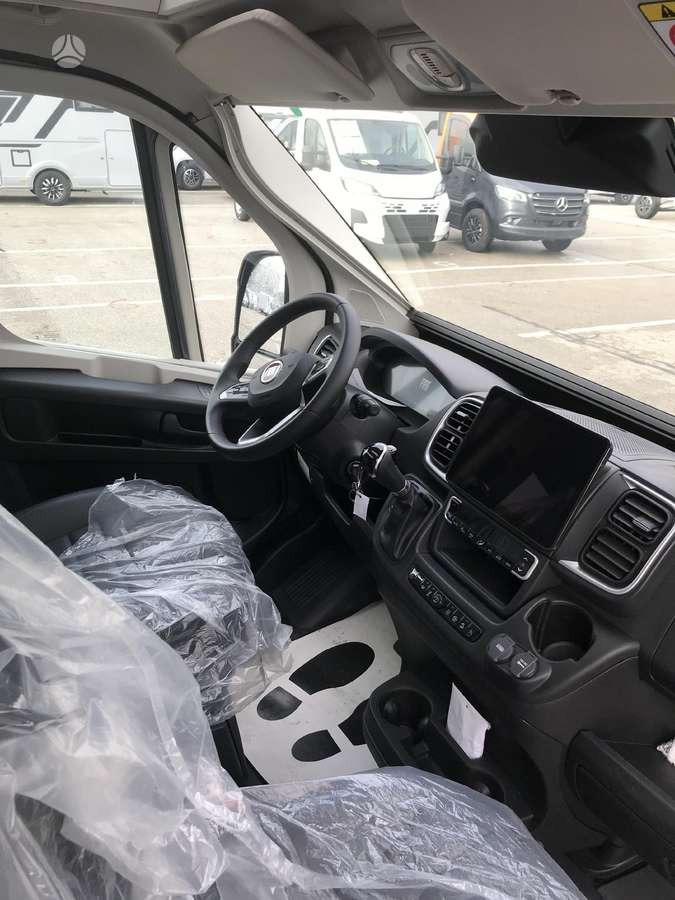 ADRIA Twin Sport 640 SG - 캠핑 밴 : 사진 4 ADRIA Twin Sport 640 SG - 캠핑 밴 : 사진 4