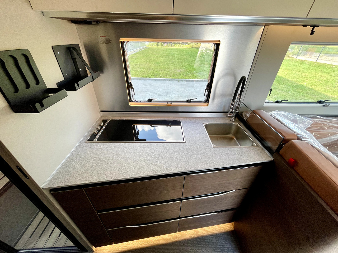Adria Super Sonic 890 LC - 통합 모터홈 : 사진 5 Adria Super Sonic 890 LC - 통합 모터홈 : 사진 5