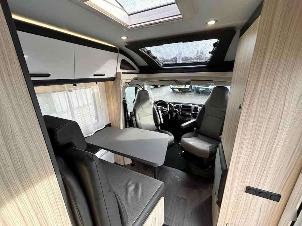 SUN LIVING C 65 SL - 세미 통합 모터홈 : 사진 5 SUN LIVING C 65 SL - 세미 통합 모터홈 : 사진 5