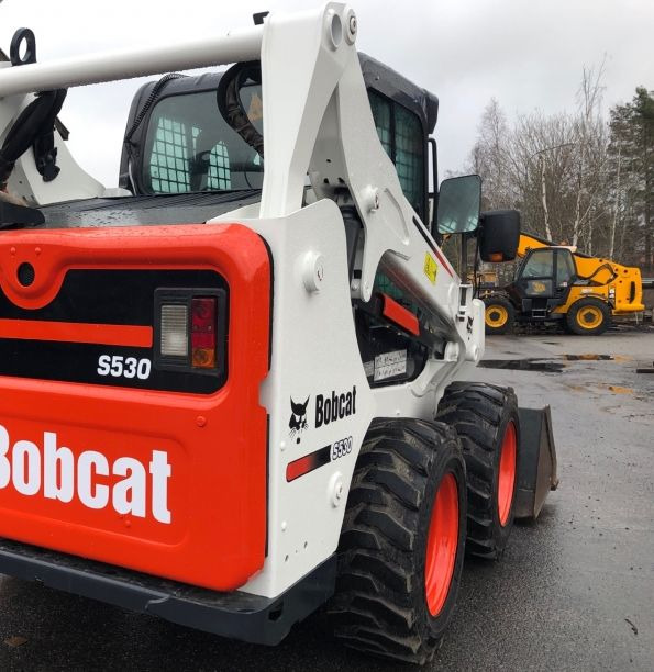 Bobcat S530 - 스키드 스티어 로더 : 사진 1 Bobcat S530 - 스키드 스티어 로더 : 사진 1