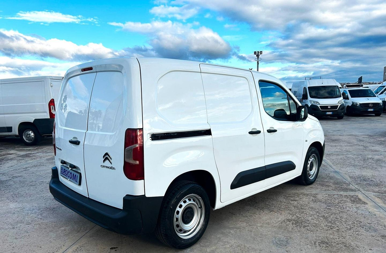 Citroen Berlingo 1.6 hdi 100 cv - 소형 밴 : 사진 5 Citroen Berlingo 1.6 hdi 100 cv - 소형 밴 : 사진 5