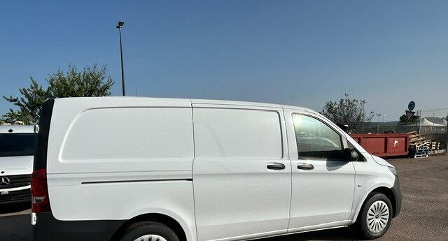 Mercedes-Benz Vito 114 FURGONE PRO LONG - 패널 밴 : 사진 5 Mercedes-Benz Vito 114 FURGONE PRO LONG - 패널 밴 : 사진 5