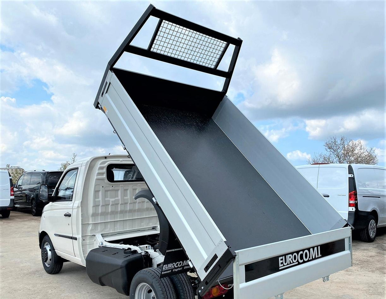 Piaggio Porter NP6 1.5 Ribaltabile *PROMO* - 덤프 밴 : 사진 4 Piaggio Porter NP6 1.5 Ribaltabile *PROMO* - 덤프 밴 : 사진 4