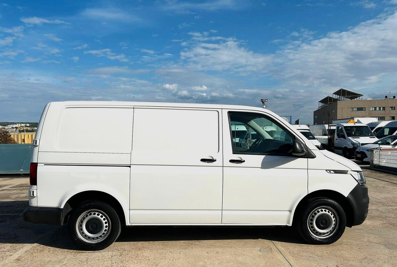 Volkswagen Transporter 2.0 TDi 150 cv - 패널 밴 : 사진 4 Volkswagen Transporter 2.0 TDi 150 cv - 패널 밴 : 사진 4