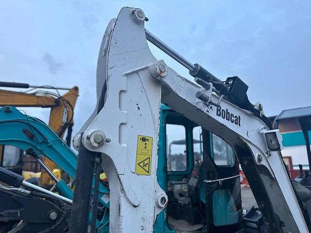 Bobcat E26 - 미니 굴삭기 : 사진 2 Bobcat E26 - 미니 굴삭기 : 사진 2