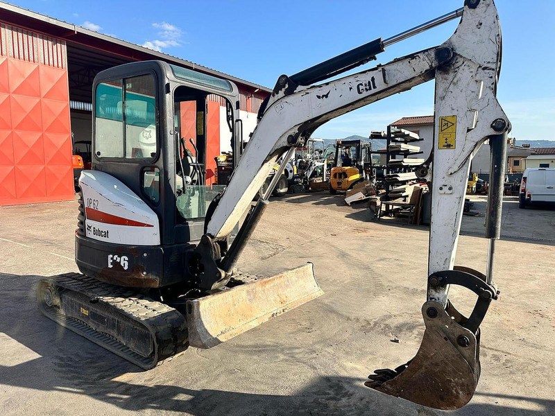 Bobcat E26 - 미니 굴삭기 : 사진 3 Bobcat E26 - 미니 굴삭기 : 사진 3