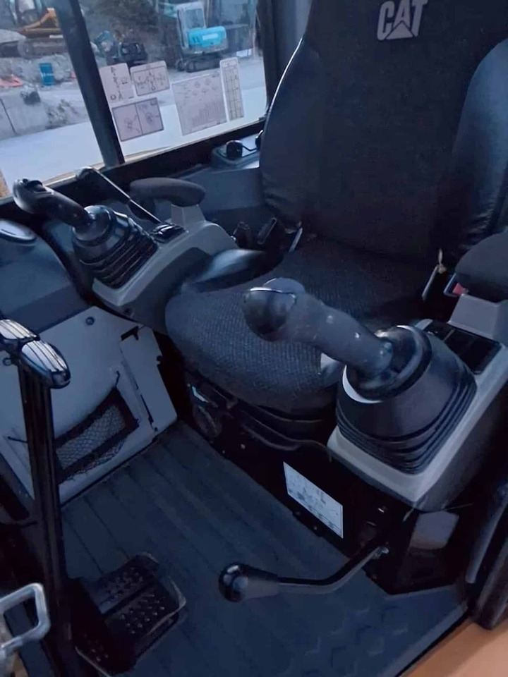 CAT 305CCR - 미니 굴삭기 : 사진 3 CAT 305CCR - 미니 굴삭기 : 사진 3