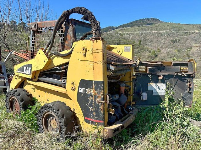 Caterpillar 248 - 소형 트랙 로더 : 사진 2 Caterpillar 248 - 소형 트랙 로더 : 사진 2