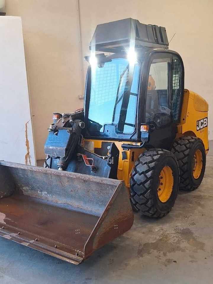 JCB 190HF - 스키드 스티어 로더 : 사진 1 JCB 190HF - 스키드 스티어 로더 : 사진 1