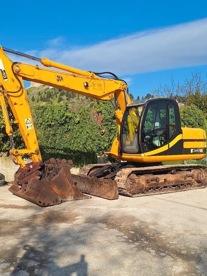 JCB JS130 - 크롤러 굴삭기 : 사진 3 JCB JS130 - 크롤러 굴삭기 : 사진 3