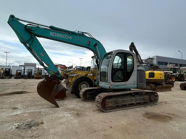 Kobelco SK135SR - 굴착기 : 사진 1 Kobelco SK135SR - 굴착기 : 사진 1