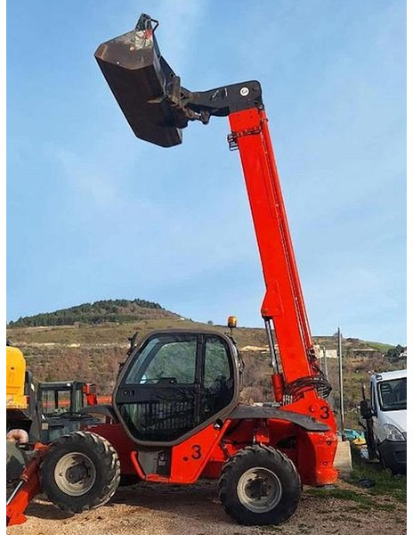 Manitou MVT1332SL - 텔레스코픽 핸들러 : 사진 2 Manitou MVT1332SL - 텔레스코픽 핸들러 : 사진 2