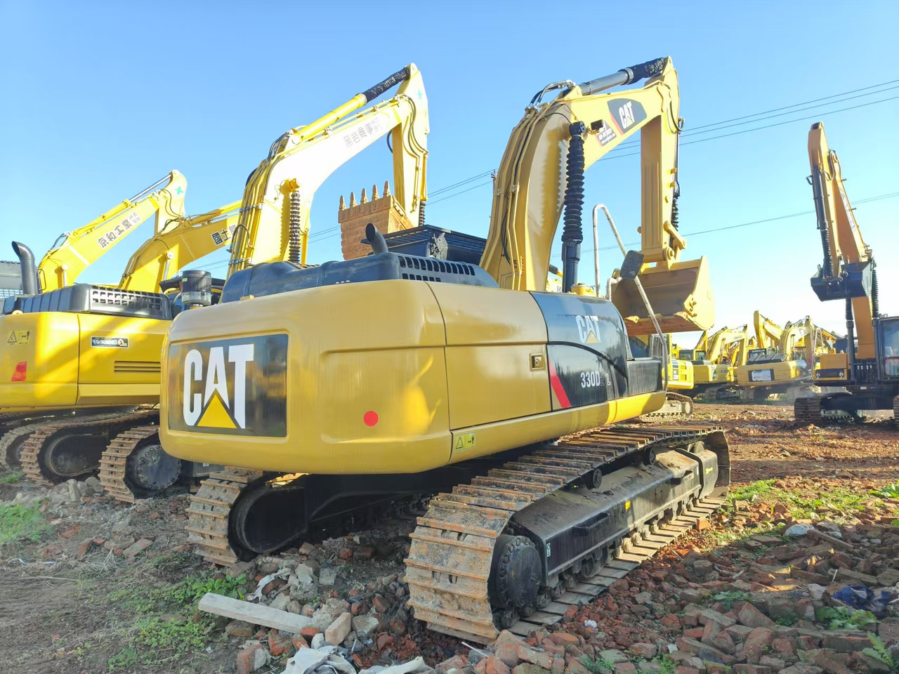 CATERPILLAR 330D - 크롤러 굴삭기 : 사진 1 CATERPILLAR 330D - 크롤러 굴삭기 : 사진 1