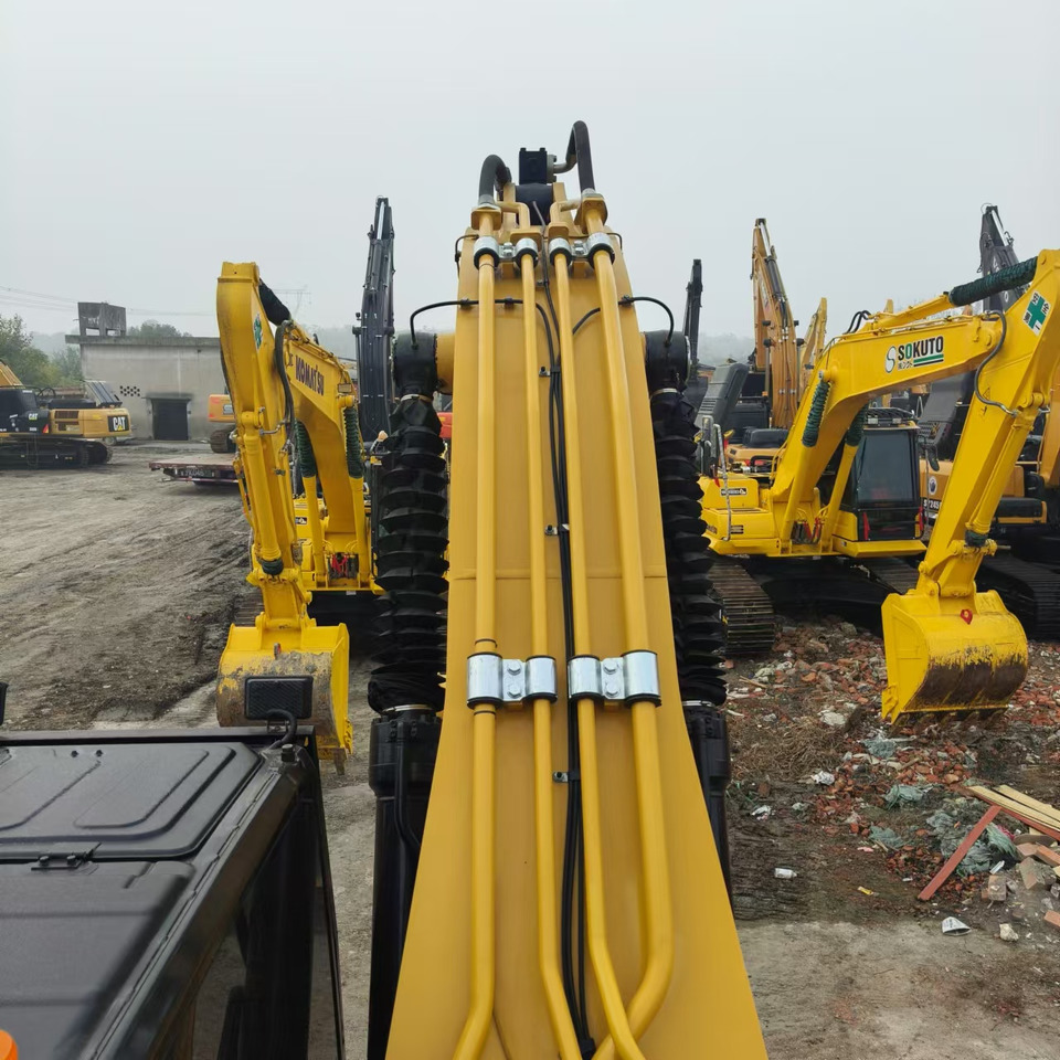 크롤러 굴삭기 CATERPILLAR 336GC : 사진 26 크롤러 굴삭기 CATERPILLAR 336GC : 사진 26