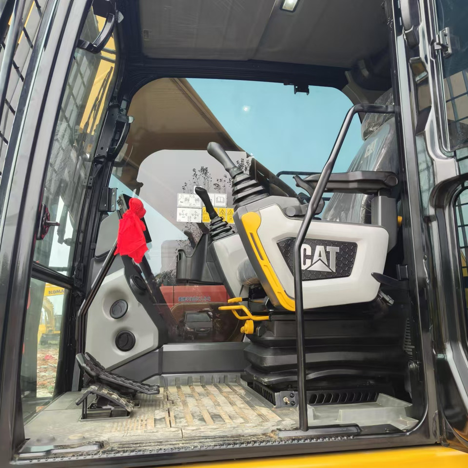 크롤러 굴삭기 CATERPILLAR 336GC : 사진 16 크롤러 굴삭기 CATERPILLAR 336GC : 사진 16