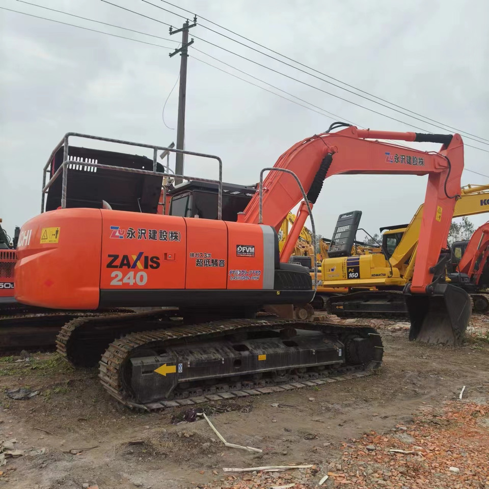 HITACHI ZX240 - 크롤러 굴삭기 : 사진 1 HITACHI ZX240 - 크롤러 굴삭기 : 사진 1