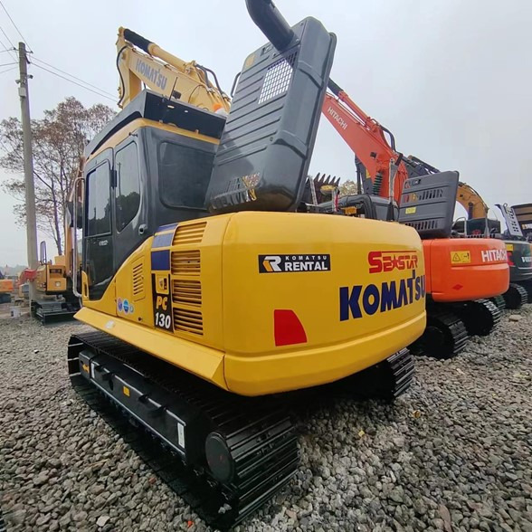 KOMATSU PC130 - 크롤러 굴삭기 : 사진 3 KOMATSU PC130 - 크롤러 굴삭기 : 사진 3