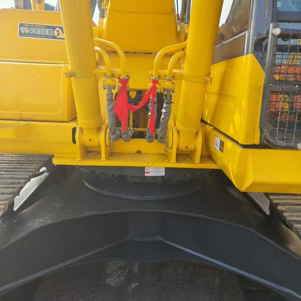 크롤러 굴삭기 KOMATSU PC200 : 사진 10 크롤러 굴삭기 KOMATSU PC200 : 사진 10