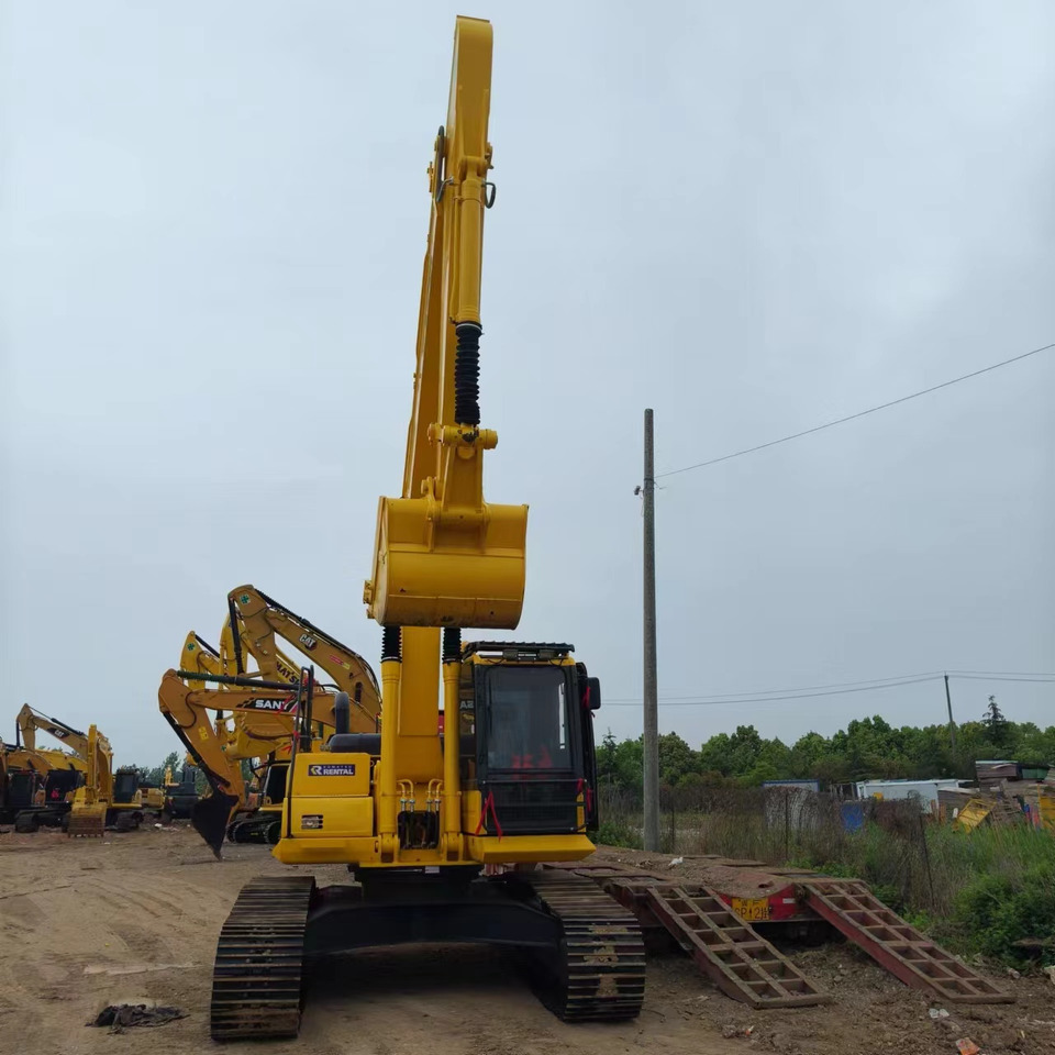 KOMATSU PC240LC-8 - 크롤러 굴삭기 : 사진 5 KOMATSU PC240LC-8 - 크롤러 굴삭기 : 사진 5