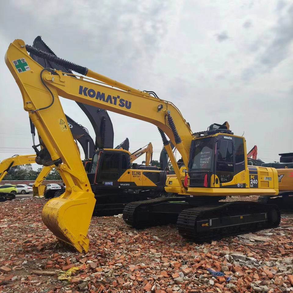 KOMATSU PC240LC - 크롤러 굴삭기 : 사진 5 KOMATSU PC240LC - 크롤러 굴삭기 : 사진 5