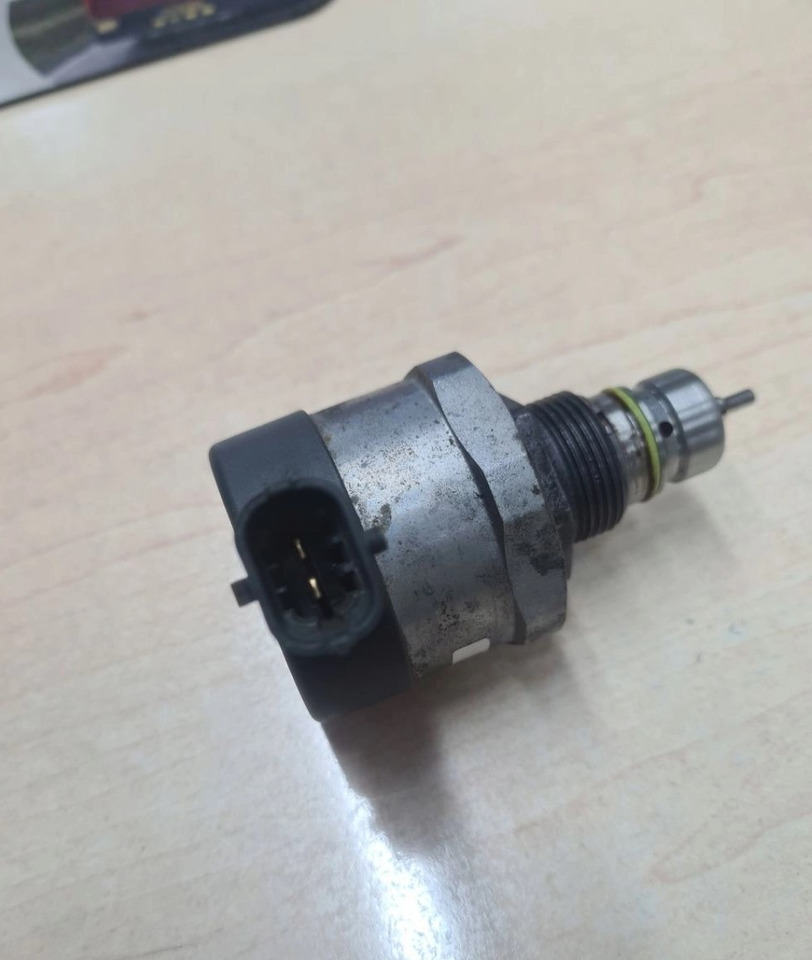 BOSCH- REGULATOR CIŚNIENIA LISTWY PALIWA FORD F-MAX 500 Gc46 9H321 BA 0281006475 - 밸브 : 사진 5 BOSCH- REGULATOR CIŚNIENIA LISTWY PALIWA FORD F-MAX 500 Gc46 9H321 BA 0281006475 - 밸브 : 사진 5
