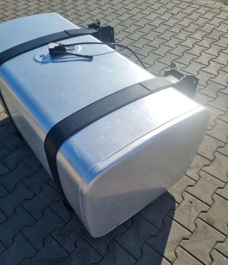 Ford F-MAX CARGO GC46 Ford F-MAX CARGO - 연료 탱크 트럭 용 : 사진 2 Ford F-MAX CARGO GC46 Ford F-MAX CARGO - 연료 탱크 트럭 용 : 사진 2