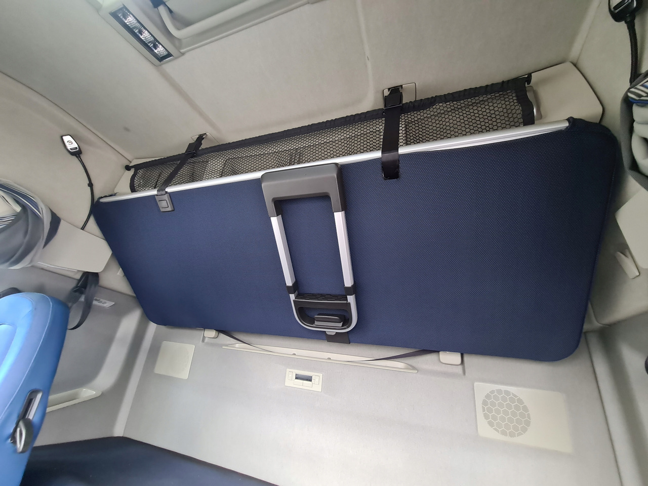 ŁÓŻKO KOMPLETNE GÓRNE LEŻANKA MOCOWANIA VOLVO FH 5 EURO 6 - 좌석 트럭 용 : 사진 1 ŁÓŻKO KOMPLETNE GÓRNE LEŻANKA MOCOWANIA VOLVO FH 5 EURO 6 - 좌석 트럭 용 : 사진 1