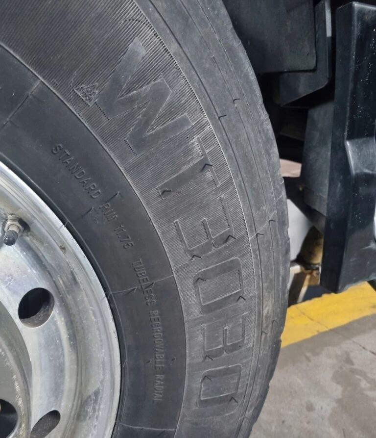 OPONY OPONA PRZÓD WINDFORCE WT 3030 385/65/22.5 2023 ROK - 휠 및 타이어 패키지 : 사진 4 OPONY OPONA PRZÓD WINDFORCE WT 3030 385/65/22.5 2023 ROK - 휠 및 타이어 패키지 : 사진 4