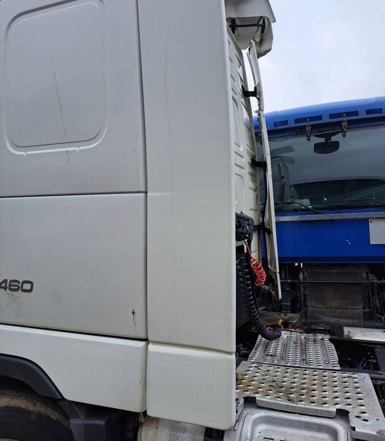 OWIEWKA LEWA SPOILER ZAKABINOWY VOLVO FH 12 13 - 공기역학/ 스포일러 트럭 용 : 사진 2 OWIEWKA LEWA SPOILER ZAKABINOWY VOLVO FH 12 13 - 공기역학/ 스포일러 트럭 용 : 사진 2
