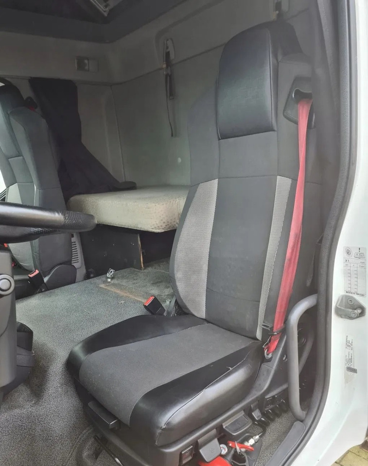 RENAULT PNEUMATYCZNY KIEROWCY - 좌석 : 사진 1 RENAULT PNEUMATYCZNY KIEROWCY - 좌석 : 사진 1