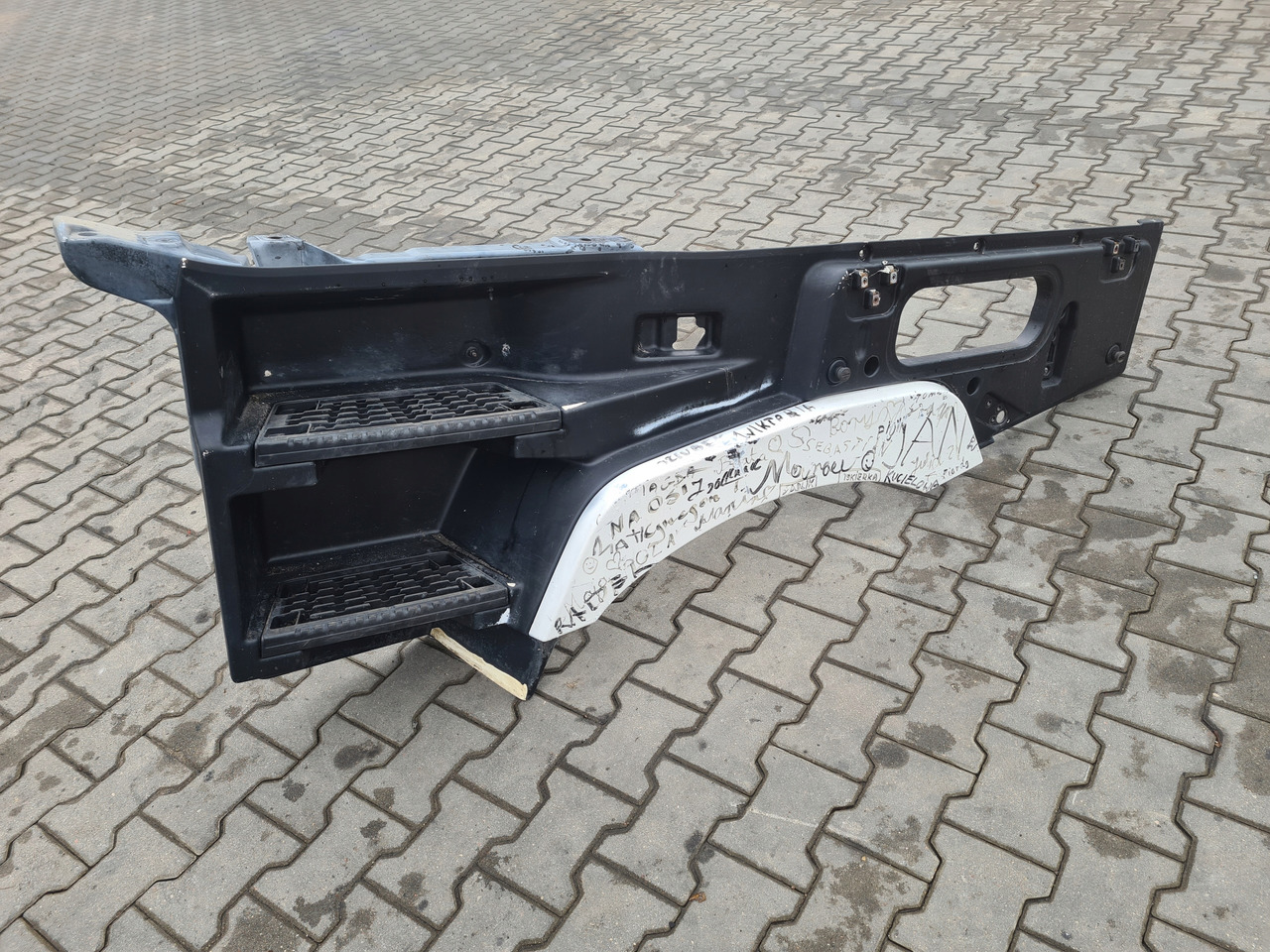 RENAULT STOPNICA GÓRNA STOPIEŃ LEWY RENAULT GAMA T RANGE HIGH - 걸음 트럭 용 : 사진 1 RENAULT STOPNICA GÓRNA STOPIEŃ LEWY RENAULT GAMA T RANGE HIGH - 걸음 트럭 용 : 사진 1